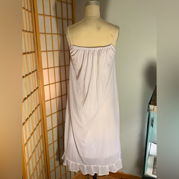 Old looking slip dress - Picture 2 of 7